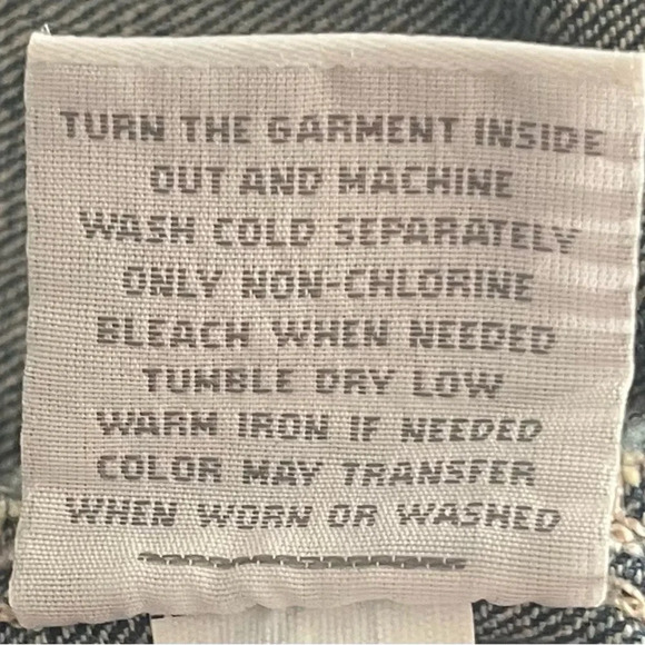 Torrid first at fit ladies collarless collar denim jacket SZ 3  button Jean. - Picture 11 of 16